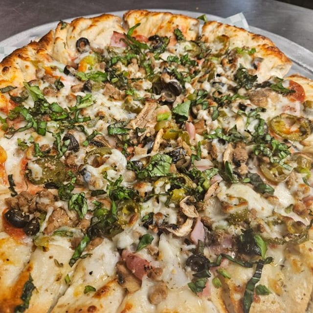 Tony's Favorite Pizza (Giant).