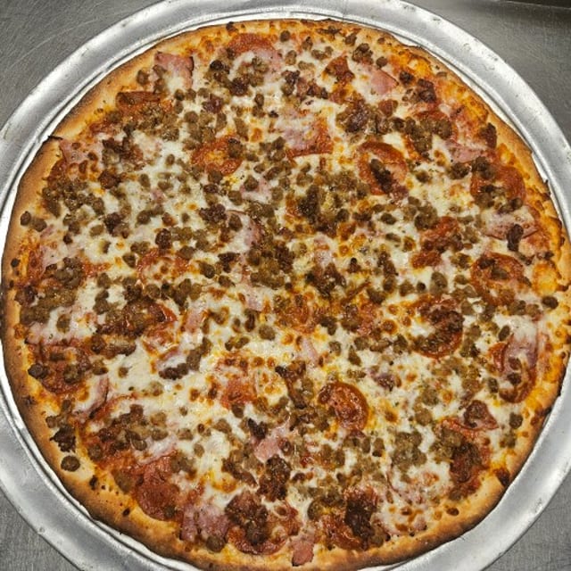 Al Capone's Meat Lover's Pizza (Medium).